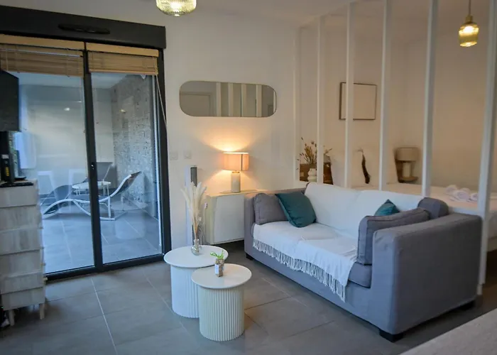 Xena - With Terrace Aspretto - By Tgb *